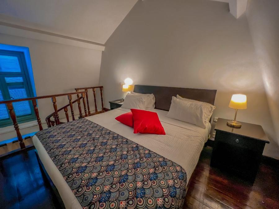 Via Mina Hotel